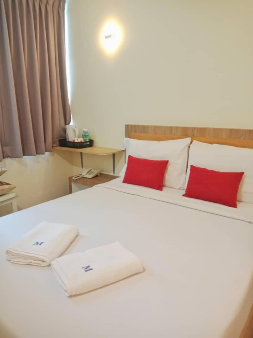 Merilton Hotel Sungai Petani Exteriör bild