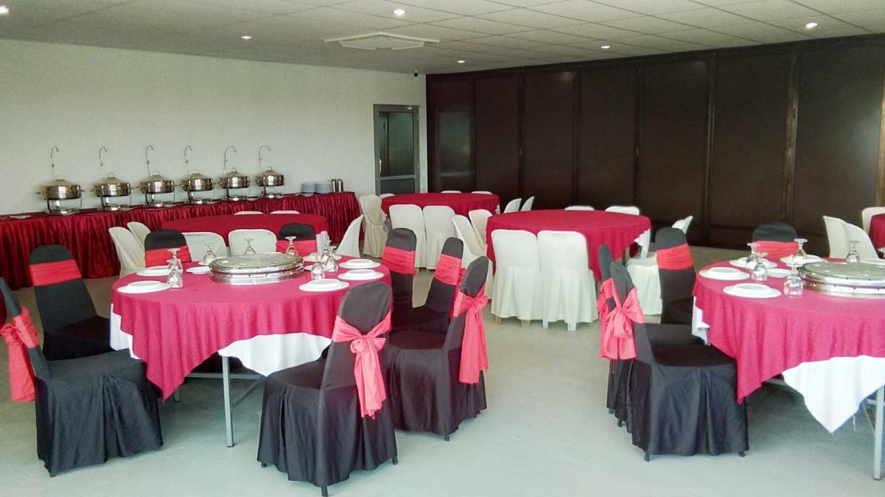 Merilton Hotel Sungai Petani Exteriör bild